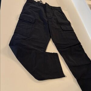 Uniqlo NWT Men's Black Cargo Pants